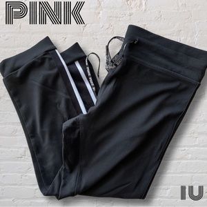 PINK VS ULTIMATE cropped joggers-M